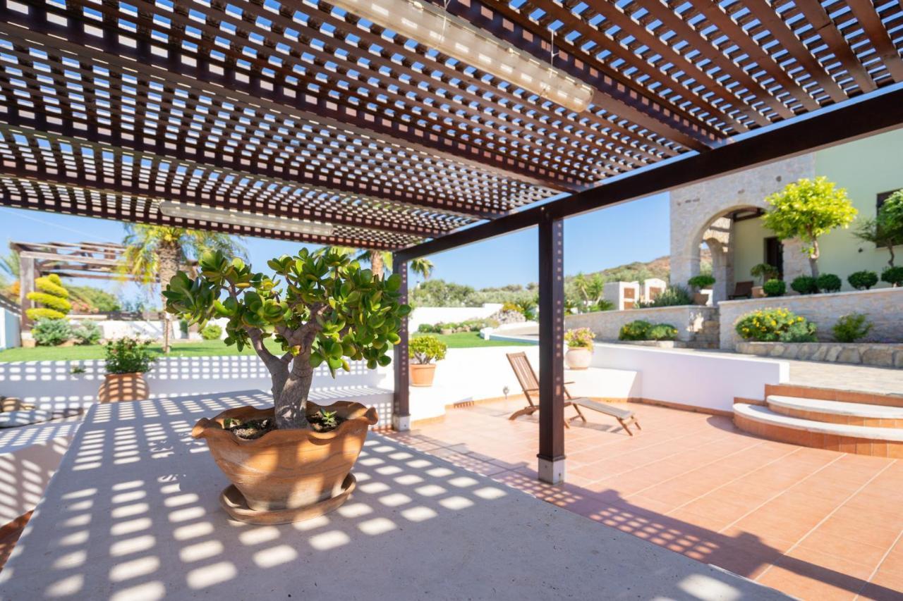 Georgia'S Apartments Kouremenos Beach Anevato Exterior photo